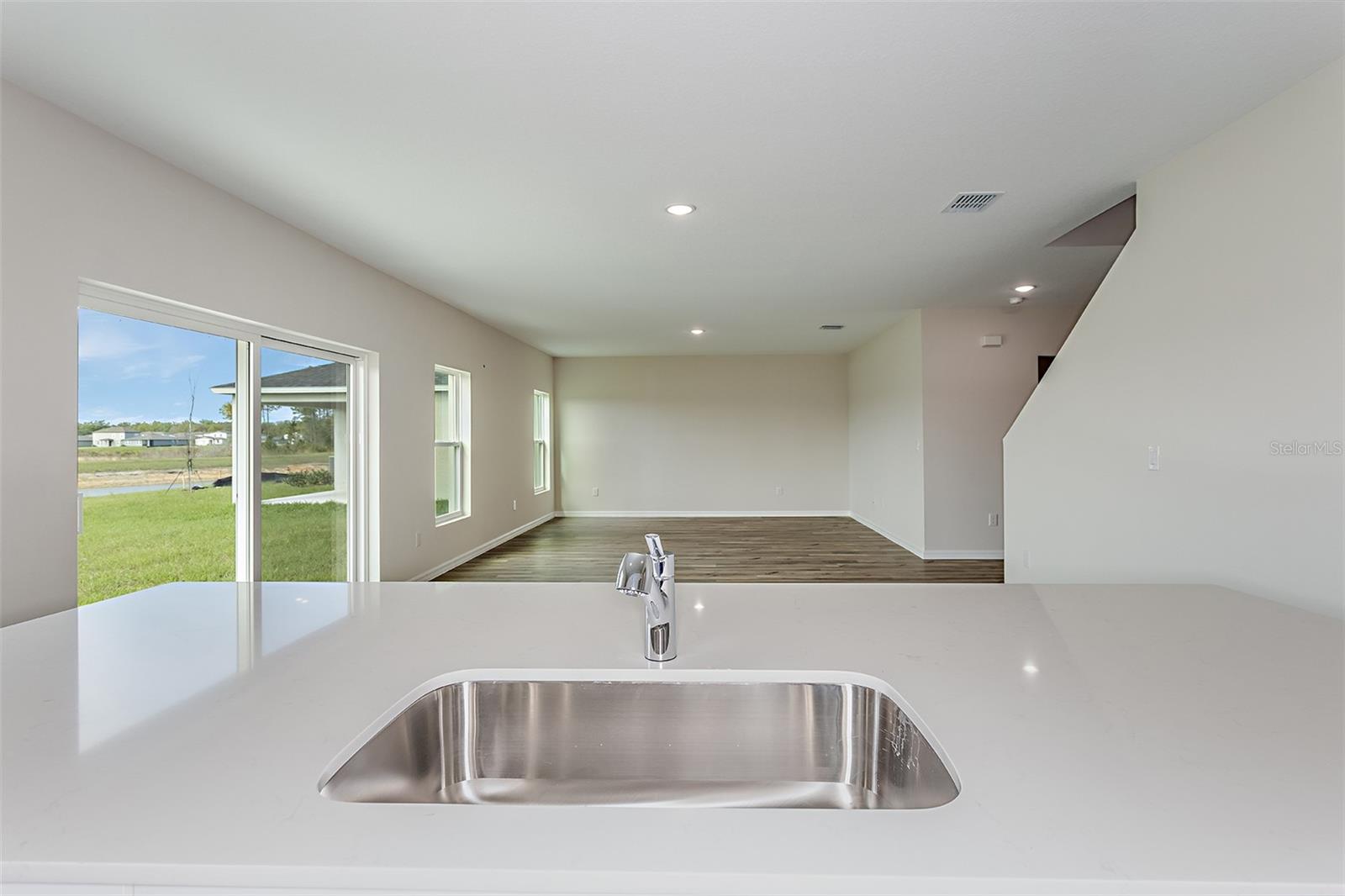 PASADENA LANDING - Residential