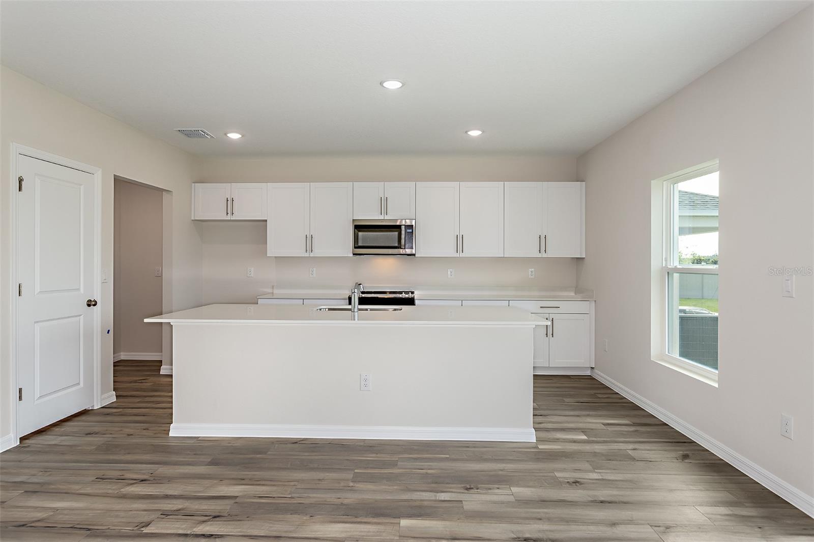 PASADENA LANDING - Residential