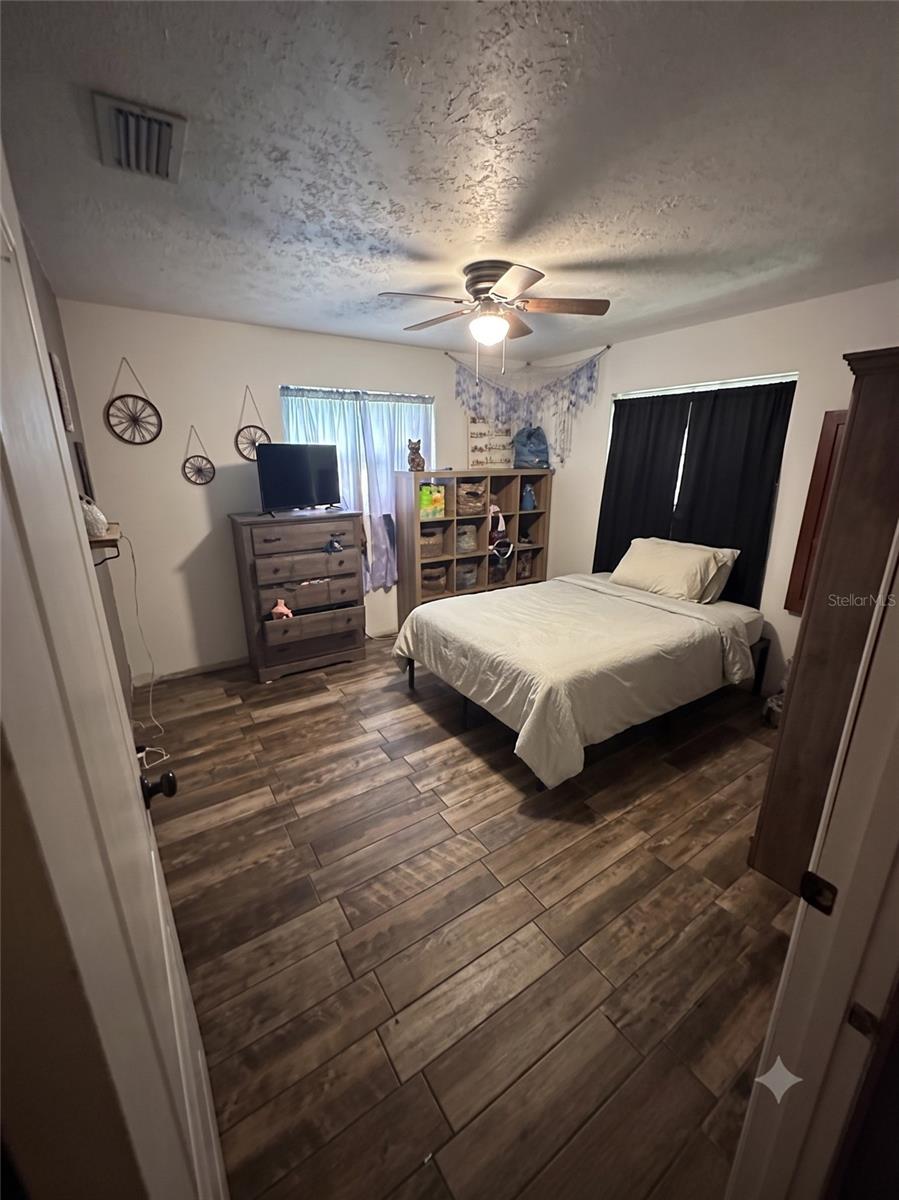 INTERLACHEN LAKES ESTATES DUNHAM WO - Residential