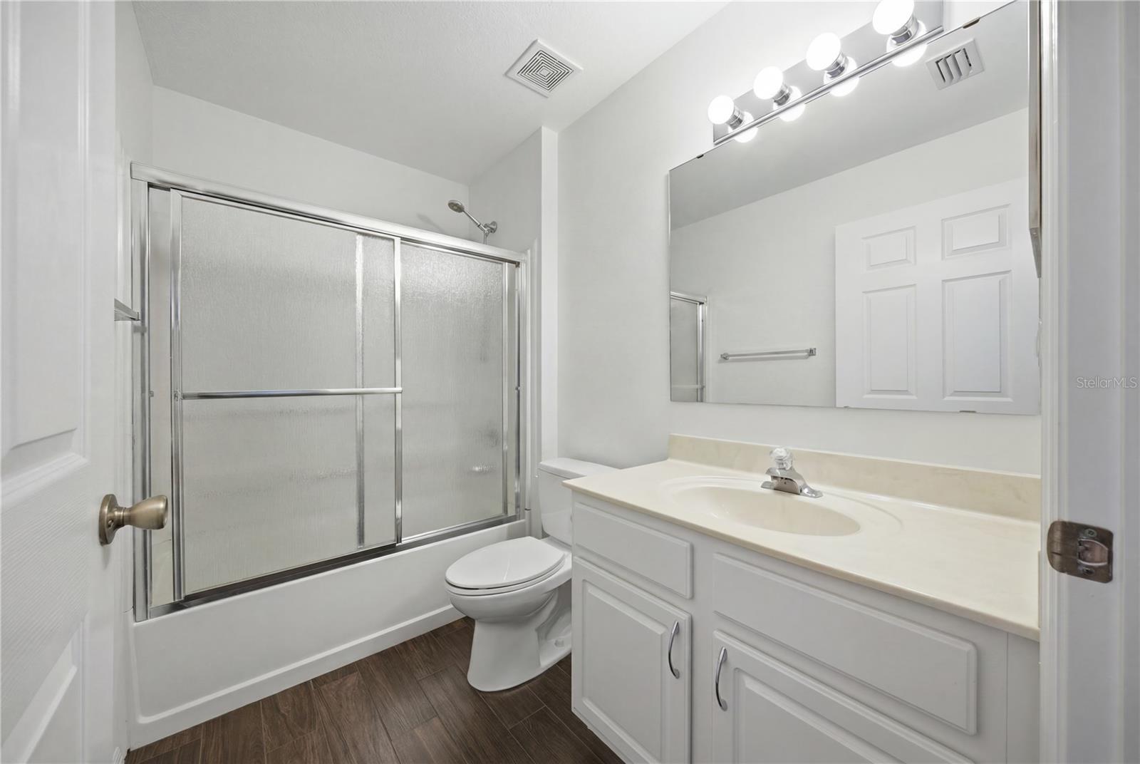 KINGSFIELD PH III - Residential