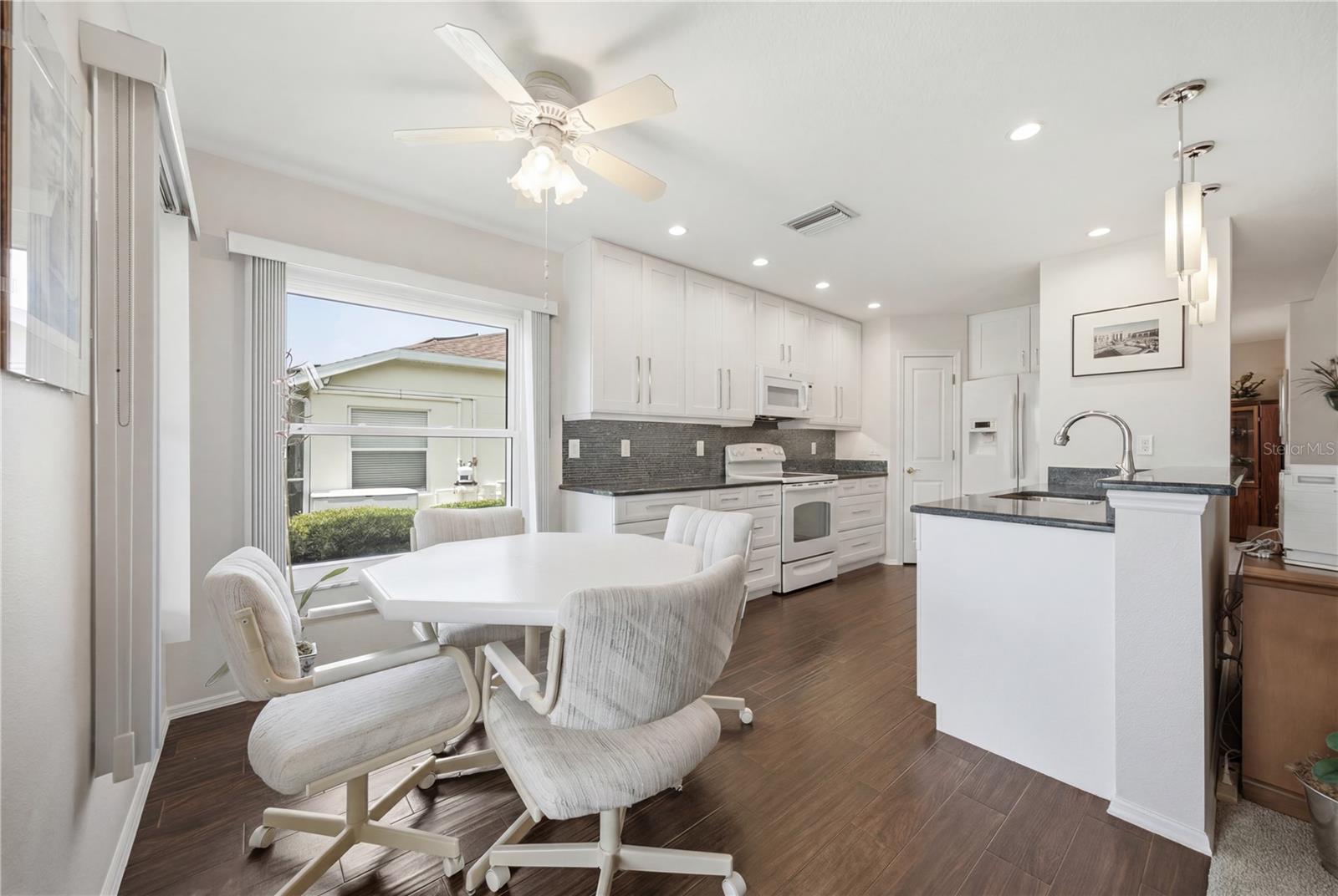 KINGSFIELD PH III - Residential