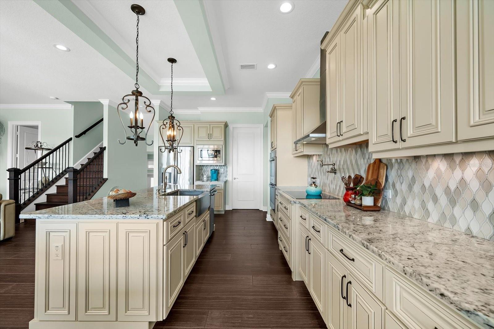 TAMPA & TARPON SPGS LAND CO - Residential
