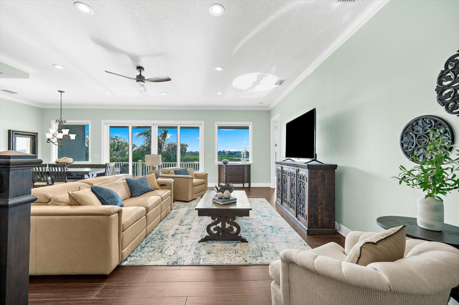 TAMPA & TARPON SPGS LAND CO - Residential
