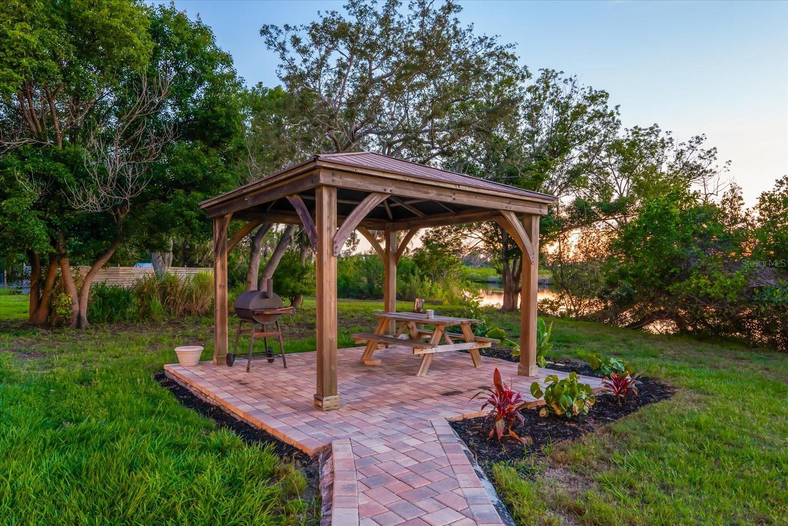 TAMPA & TARPON SPGS LAND CO - Residential