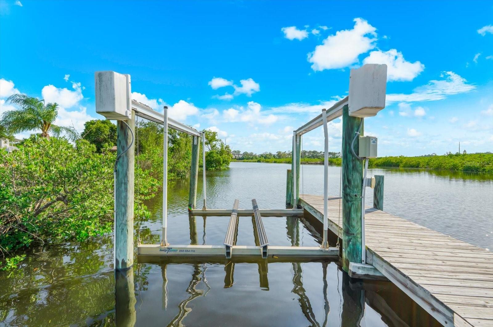 TAMPA & TARPON SPGS LAND CO - Residential