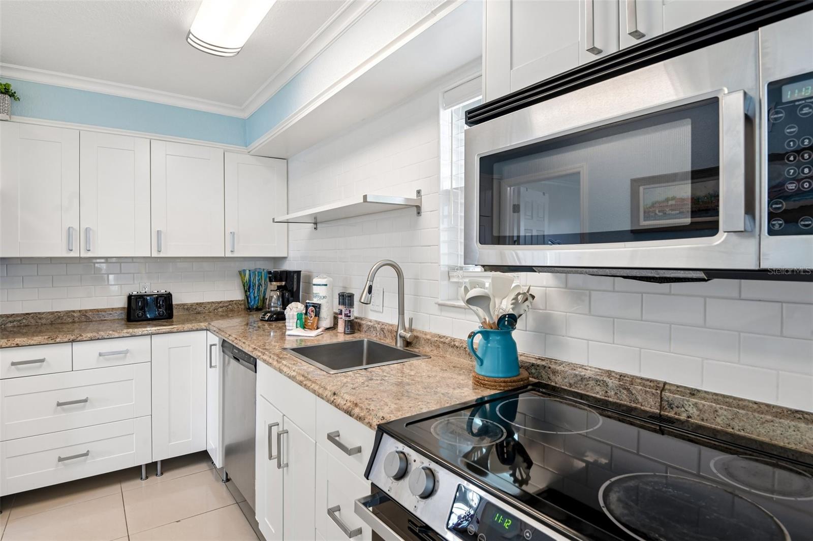TROPIC TERRACE APT - Residential