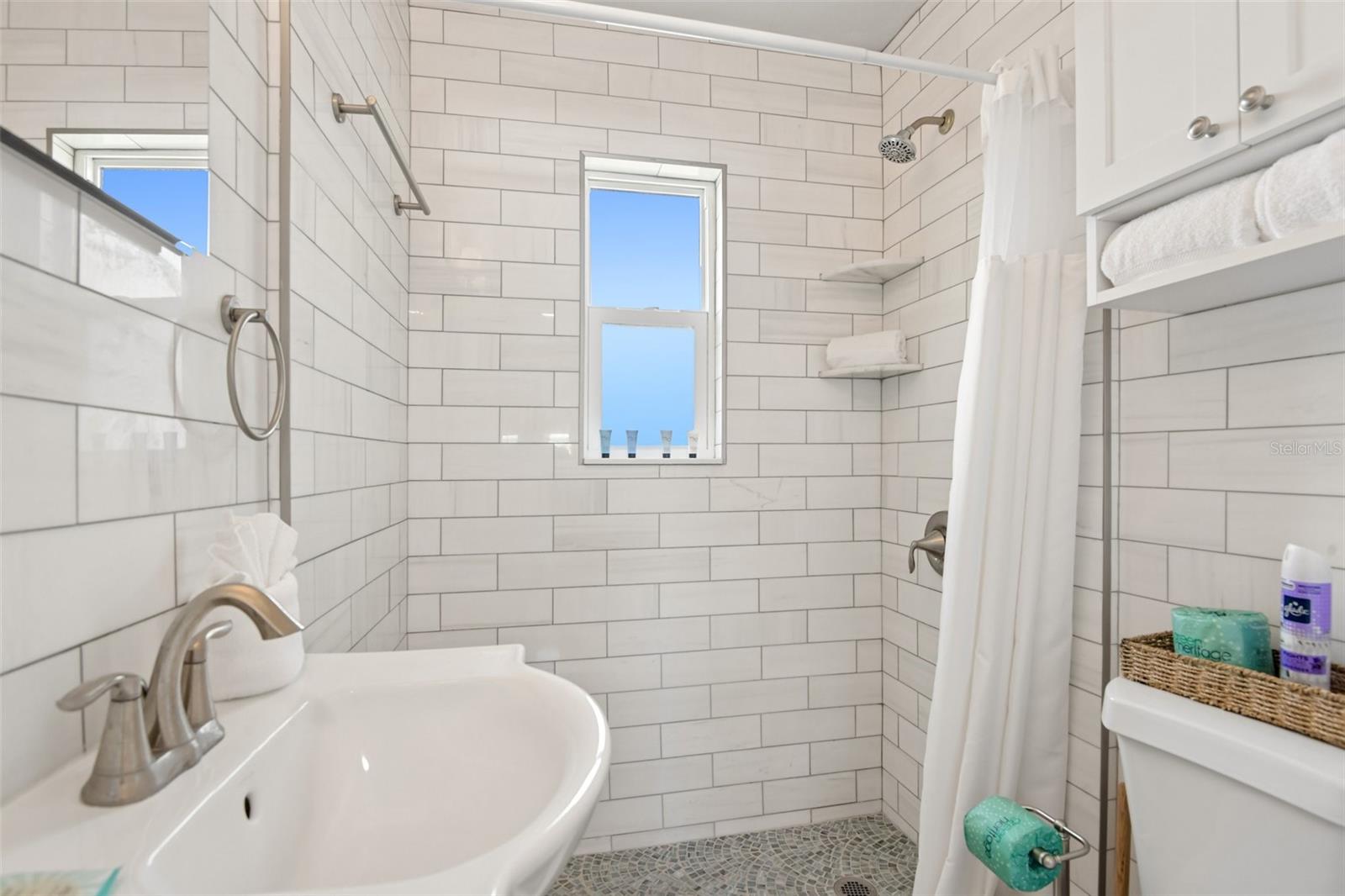 TROPIC TERRACE APT - Residential