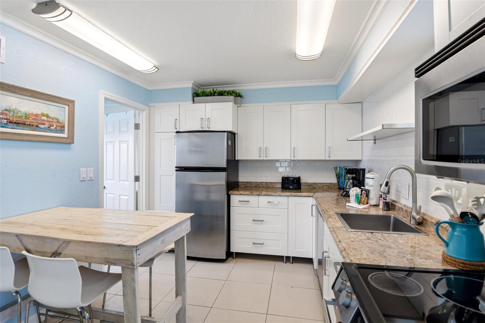 TROPIC TERRACE APT - Residential