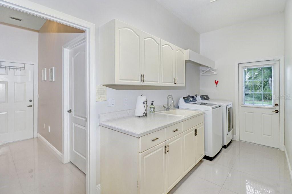 MANGO PARK NORTHWEST - Residential