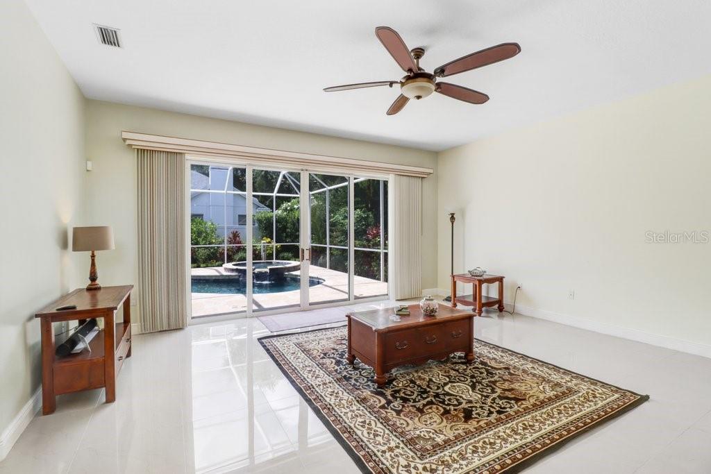 MANGO PARK NORTHWEST - Residential