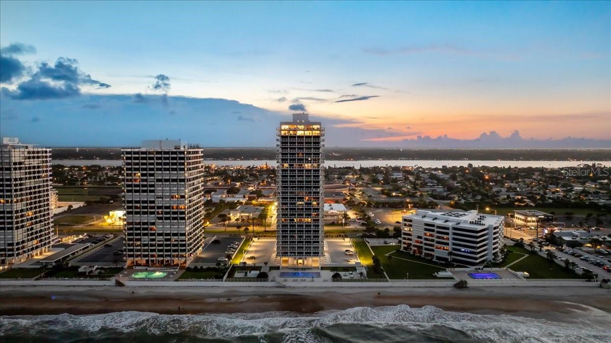 ALIKI TOWER - Residential