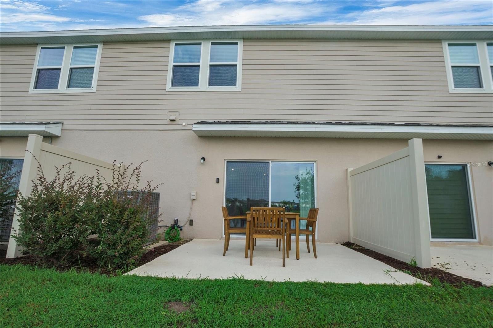 WESTVIEW POD A PHASE 1A PB 200 PG 38-44 LOT 14 - Residential