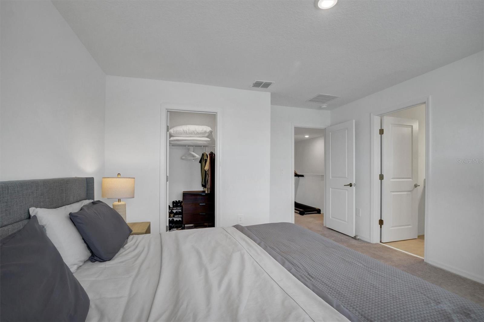 WESTVIEW POD A PHASE 1A PB 200 PG 38-44 LOT 14 - Residential
