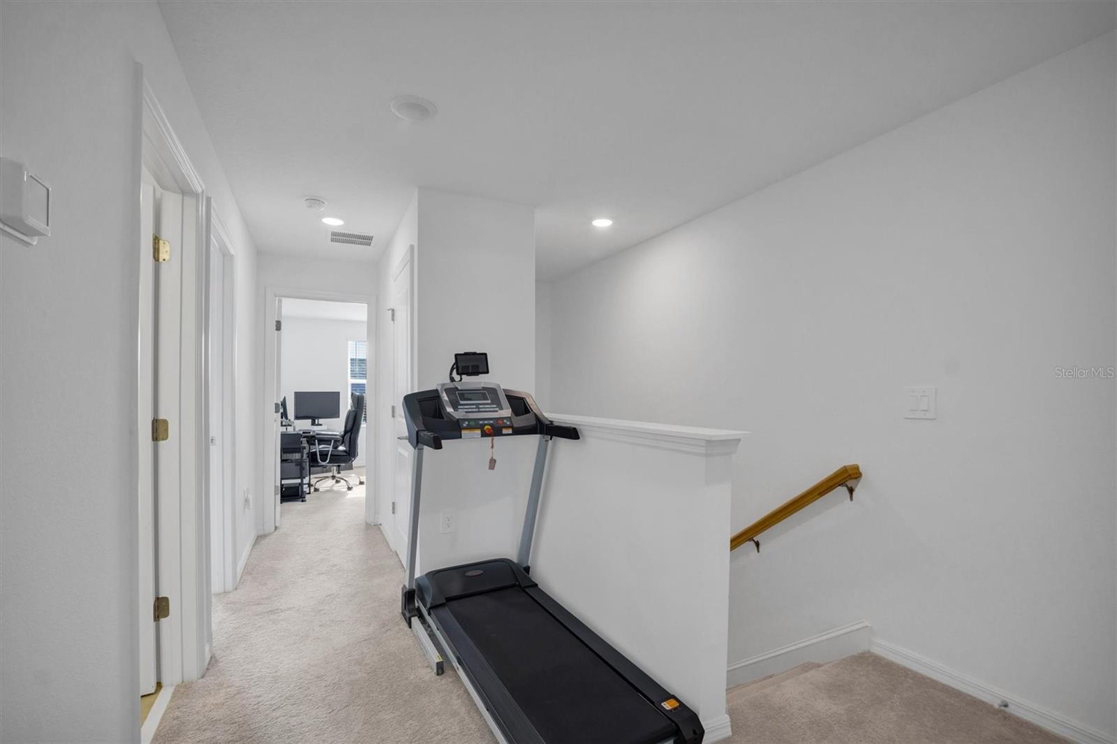 WESTVIEW POD A PHASE 1A PB 200 PG 38-44 LOT 14 - Residential