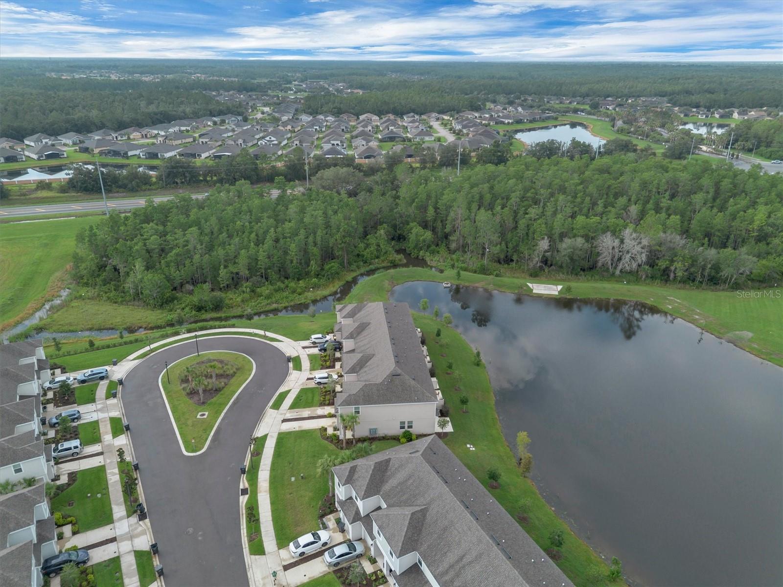 WESTVIEW POD A PHASE 1A PB 200 PG 38-44 LOT 14 - Residential