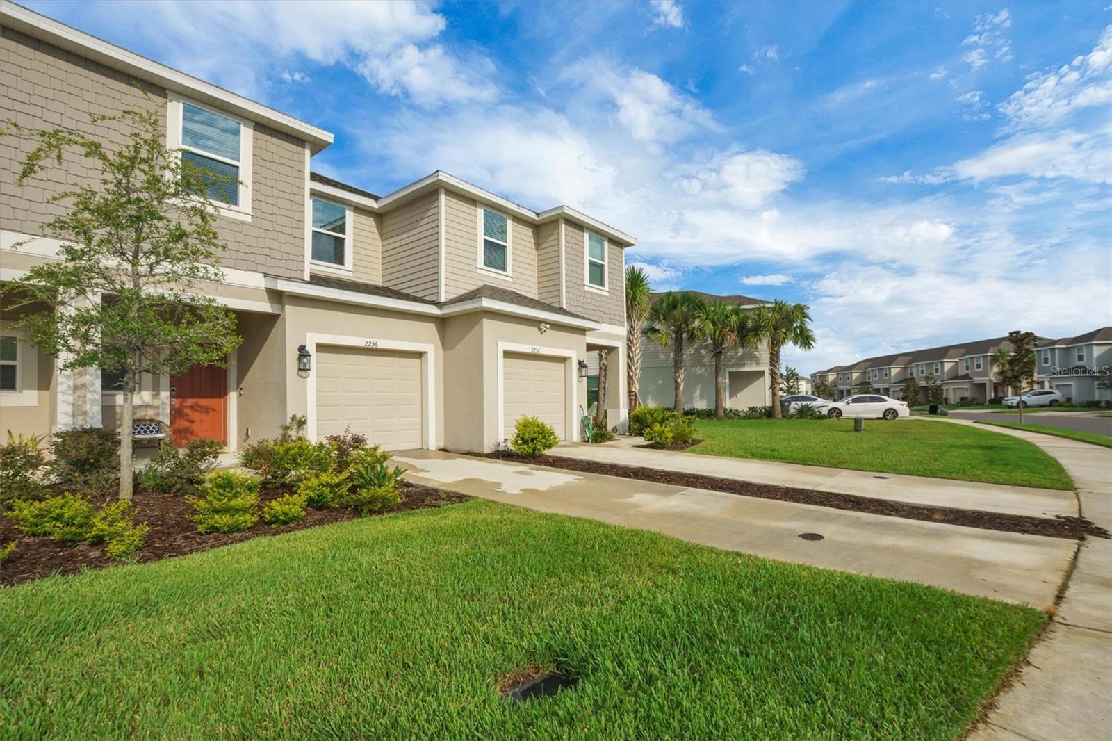 WESTVIEW POD A PHASE 1A PB 200 PG 38-44 LOT 14 - Residential
