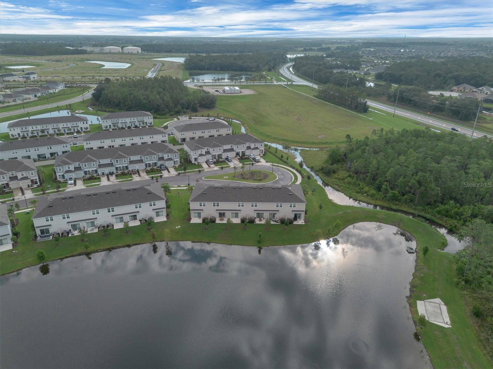 WESTVIEW POD A PHASE 1A PB 200 PG 38-44 LOT 14 - Residential