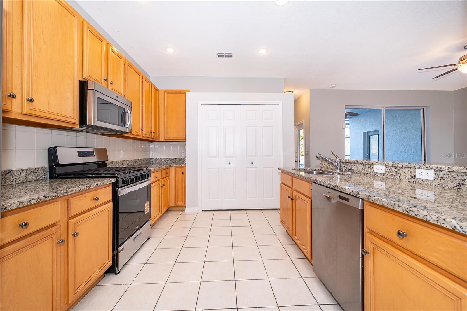 ASTER COVE AT CRESCENT LAKES - Residential Lease