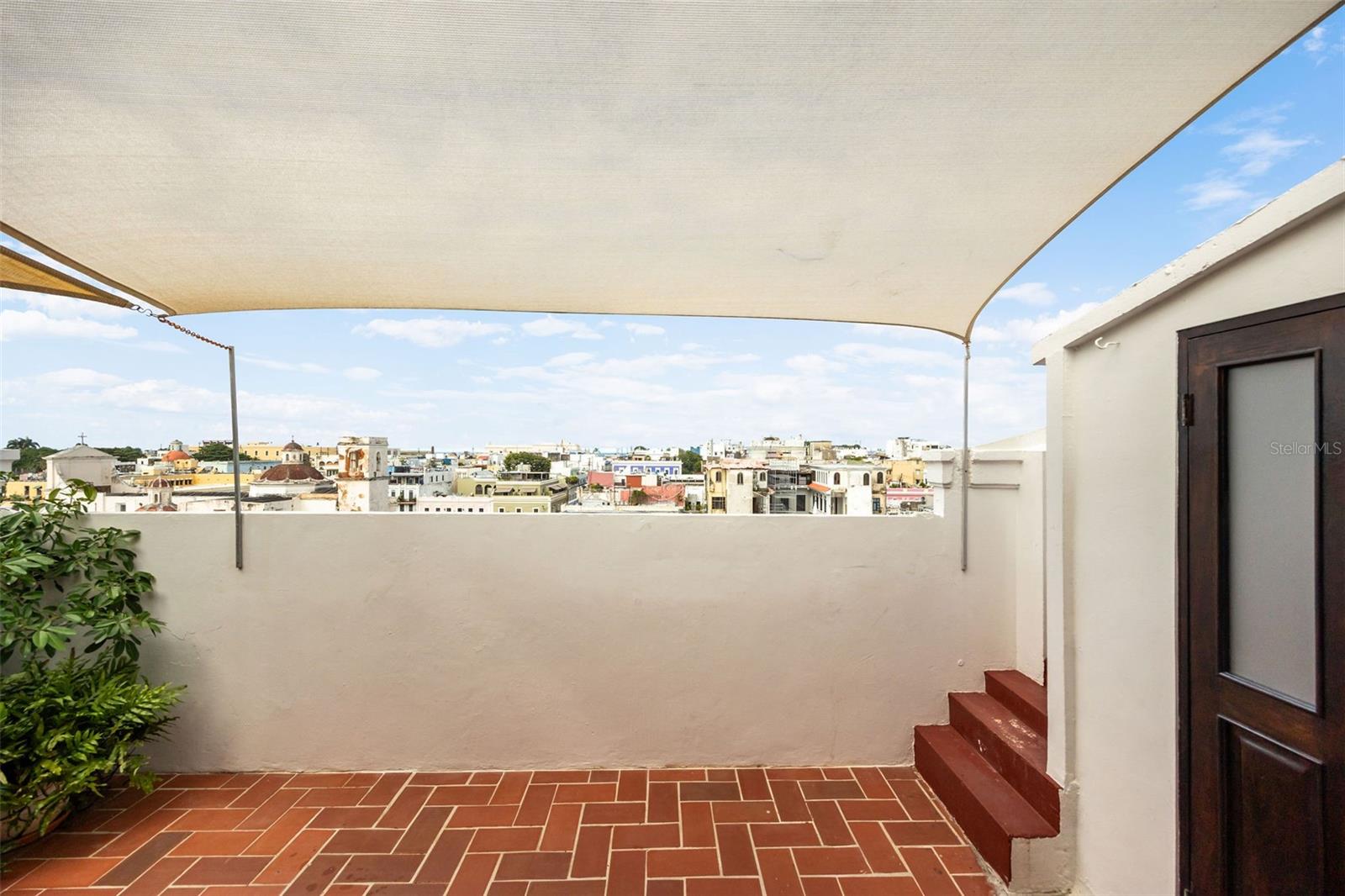 PLAZA CONDOMINIUM - Residential