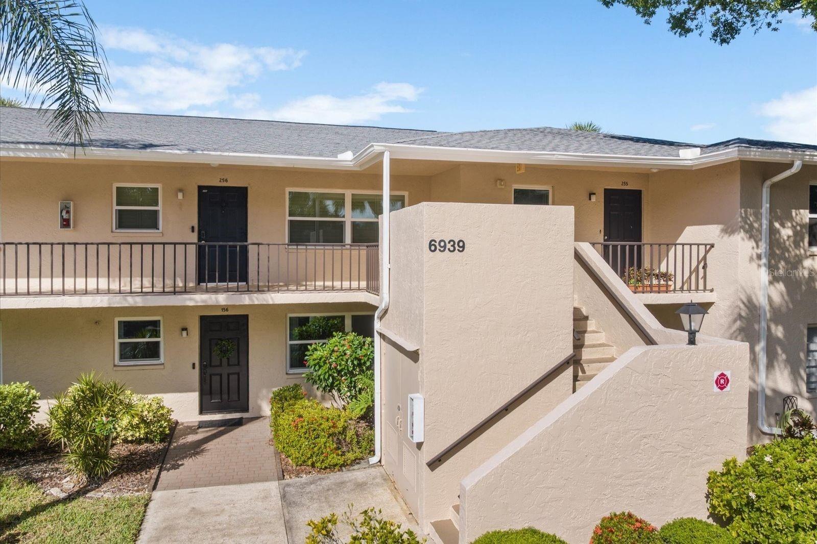 PALM-AIRE AT SARASOTA 10-D - Residential
