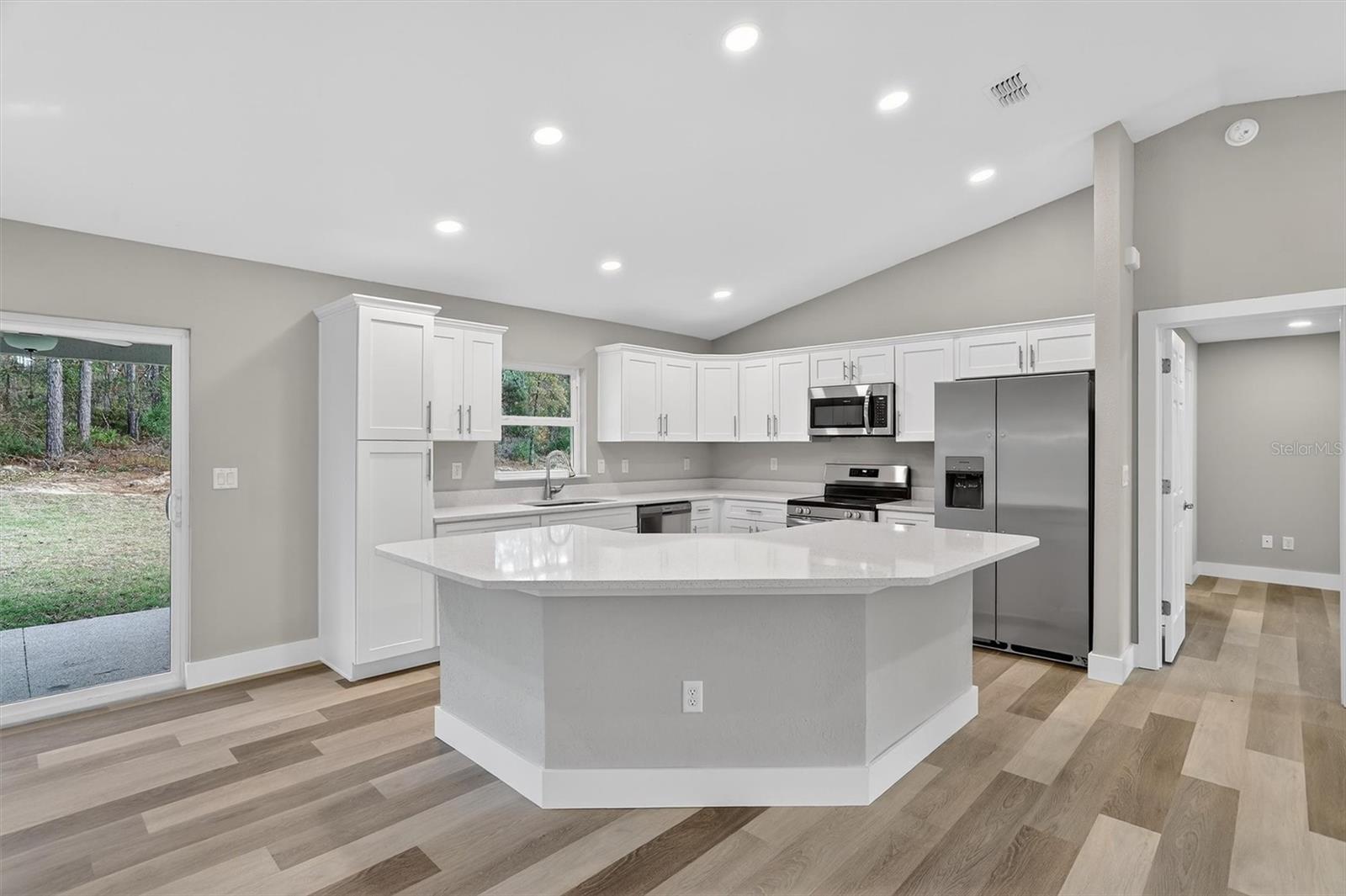 CITRUS SPGS UNIT 07 - Residential