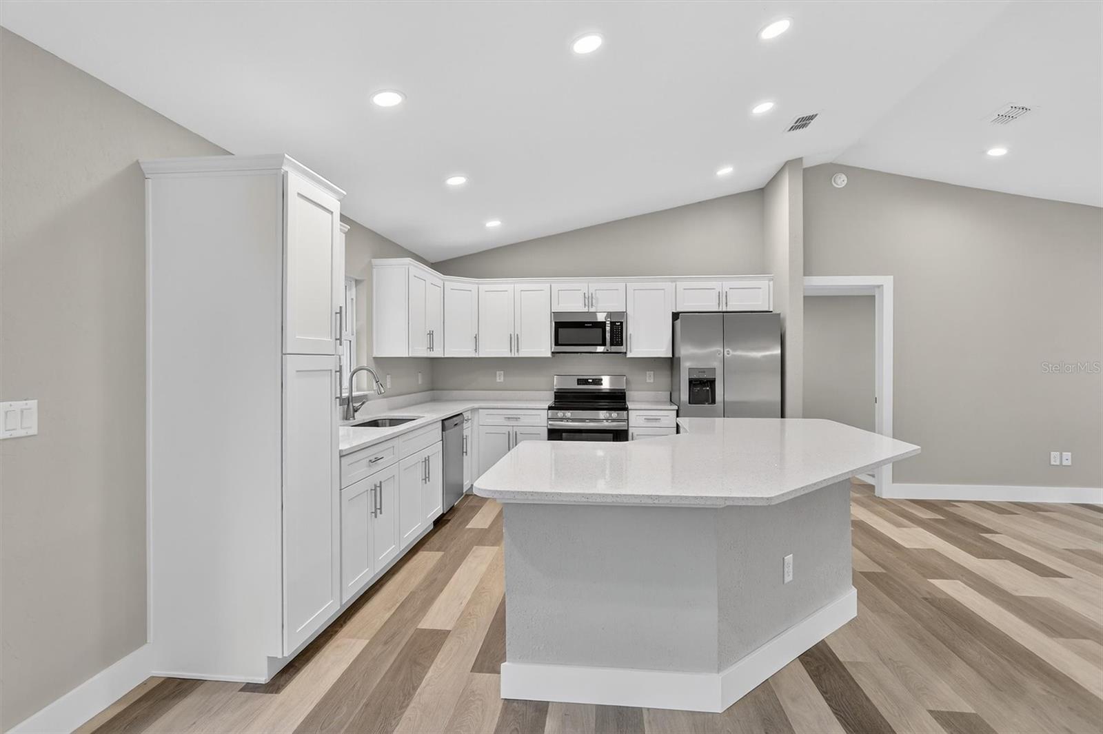 CITRUS SPGS UNIT 07 - Residential
