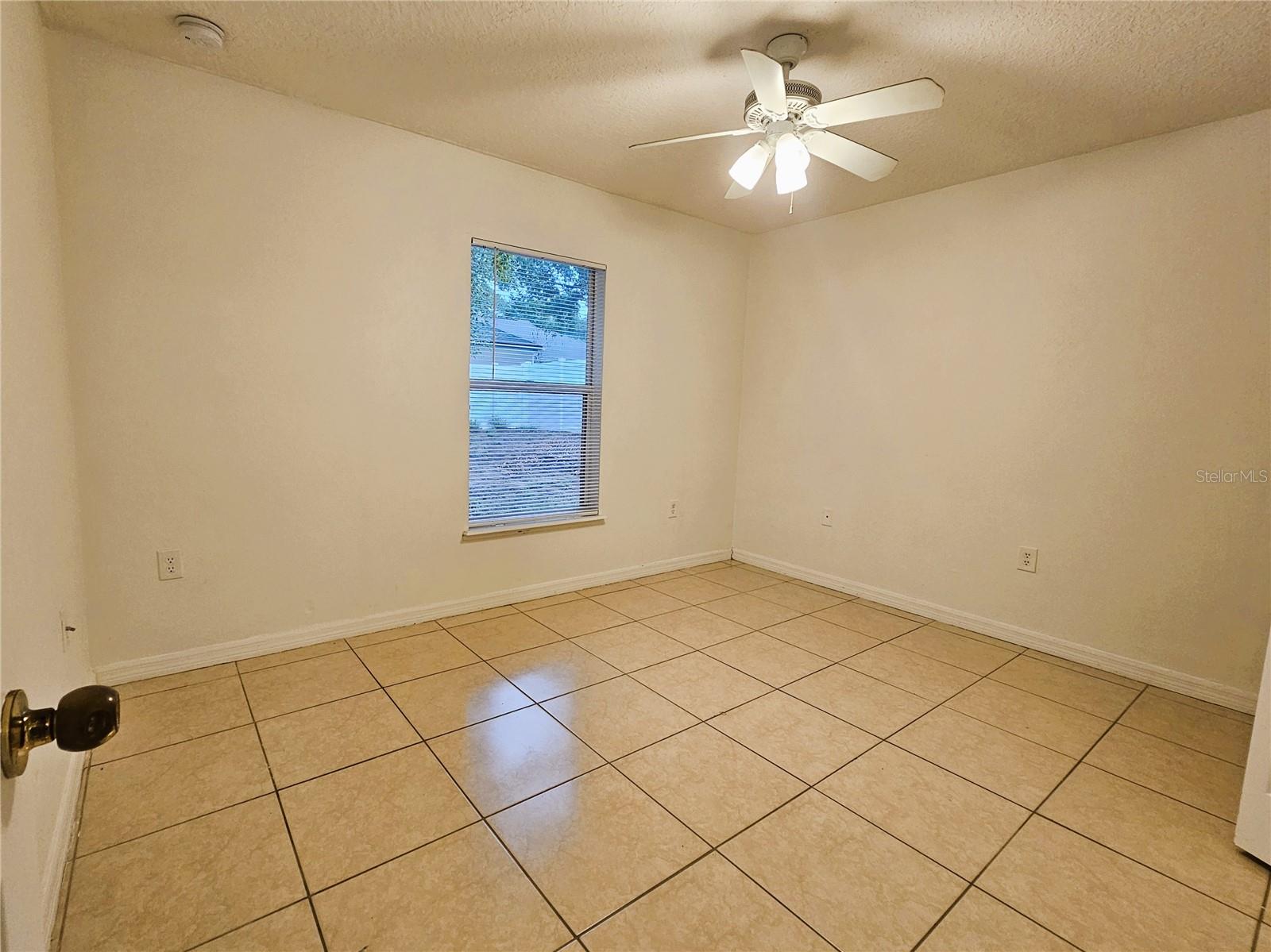 MINNEOLA PINE BLUFF PH 02 LT 98 PB 50 P - Residential Lease