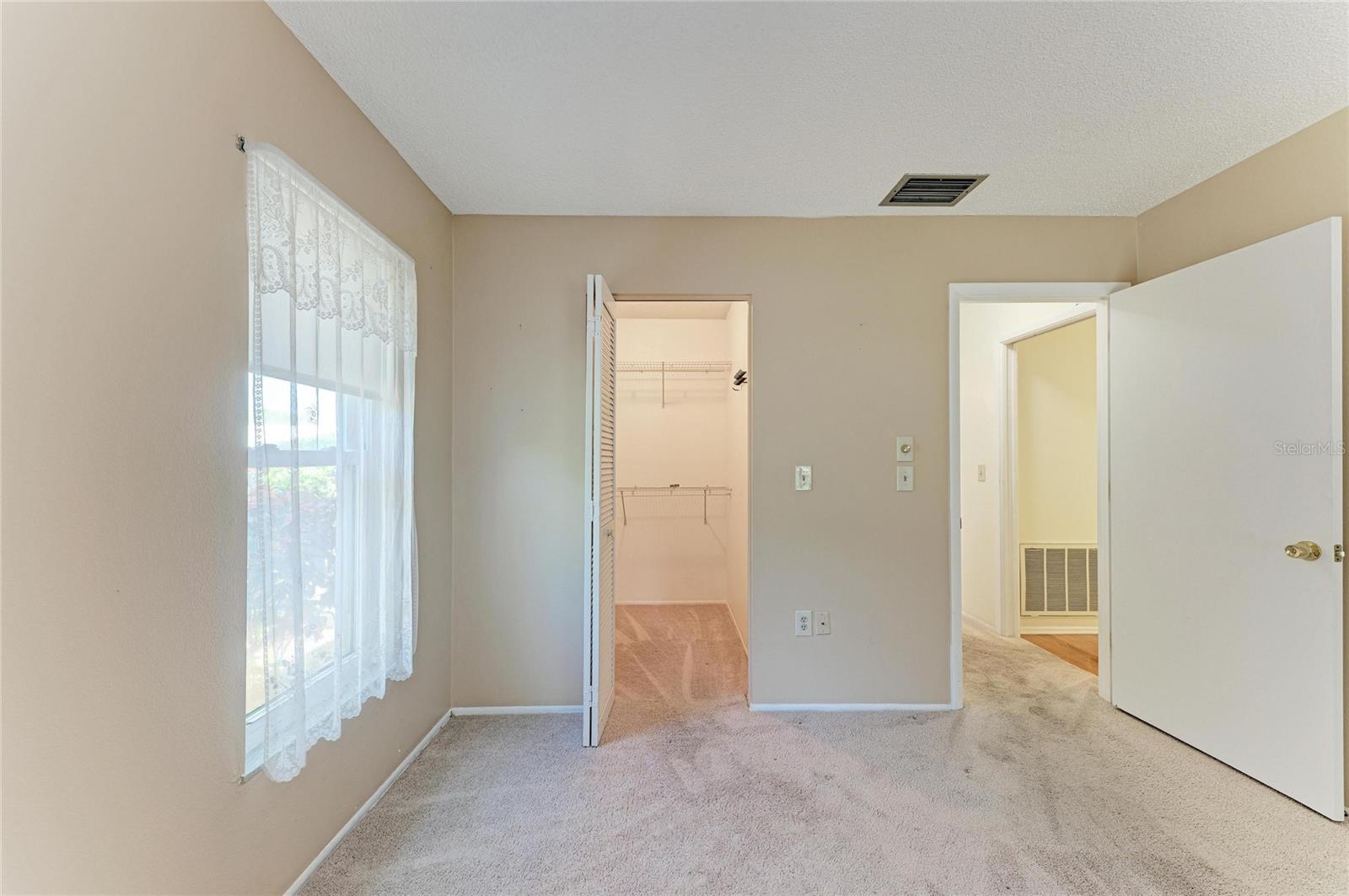 VILLAGE GREEN OF BRADENTON - Residential