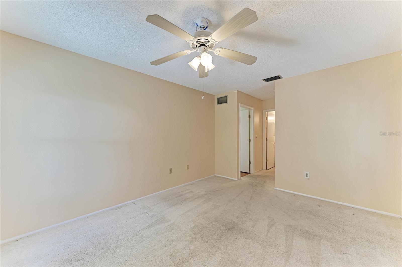 VILLAGE GREEN OF BRADENTON - Residential
