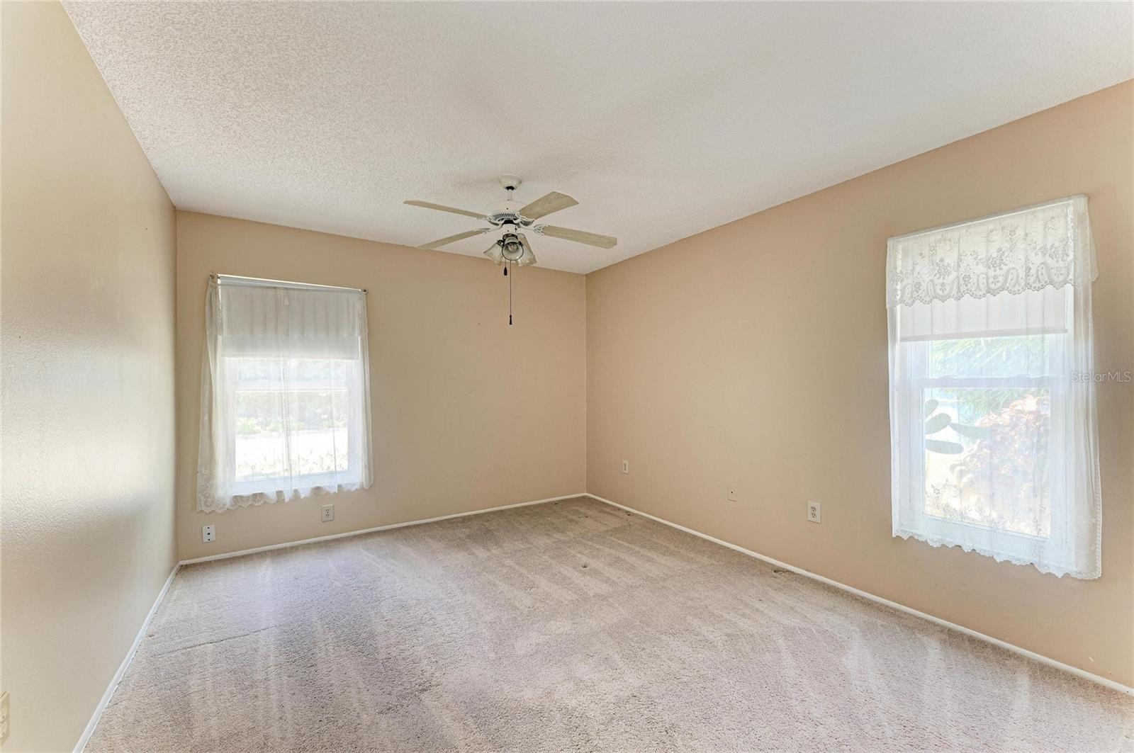 VILLAGE GREEN OF BRADENTON - Residential