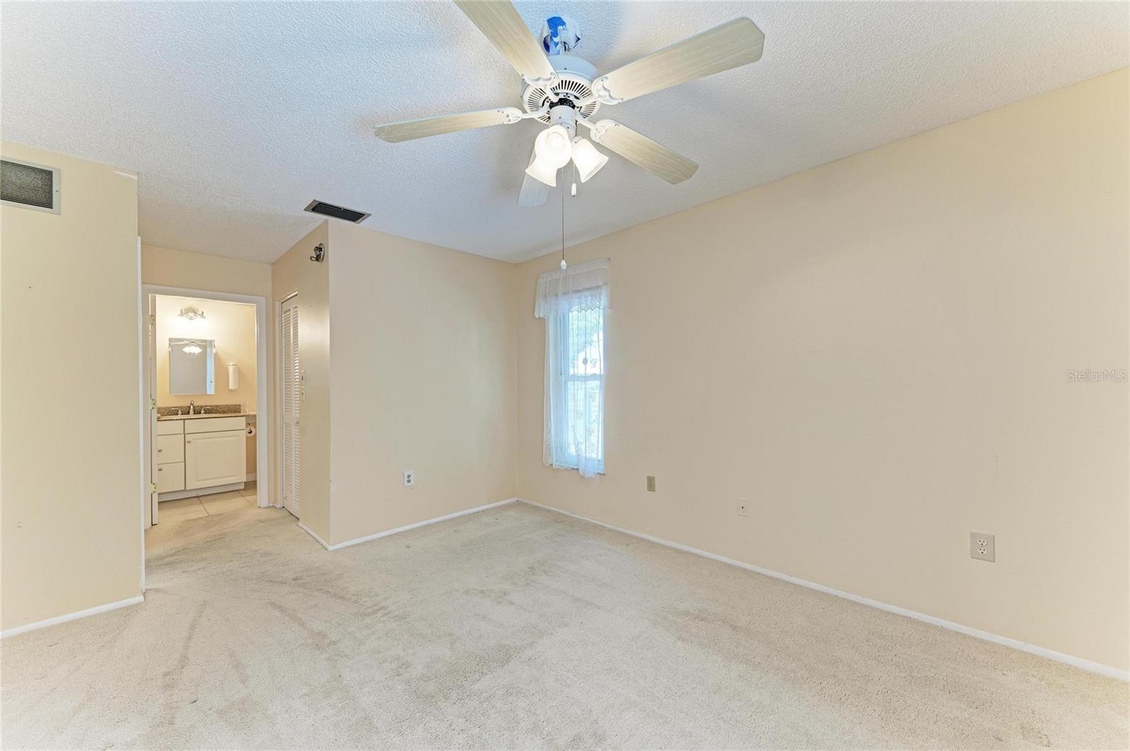 VILLAGE GREEN OF BRADENTON - Residential