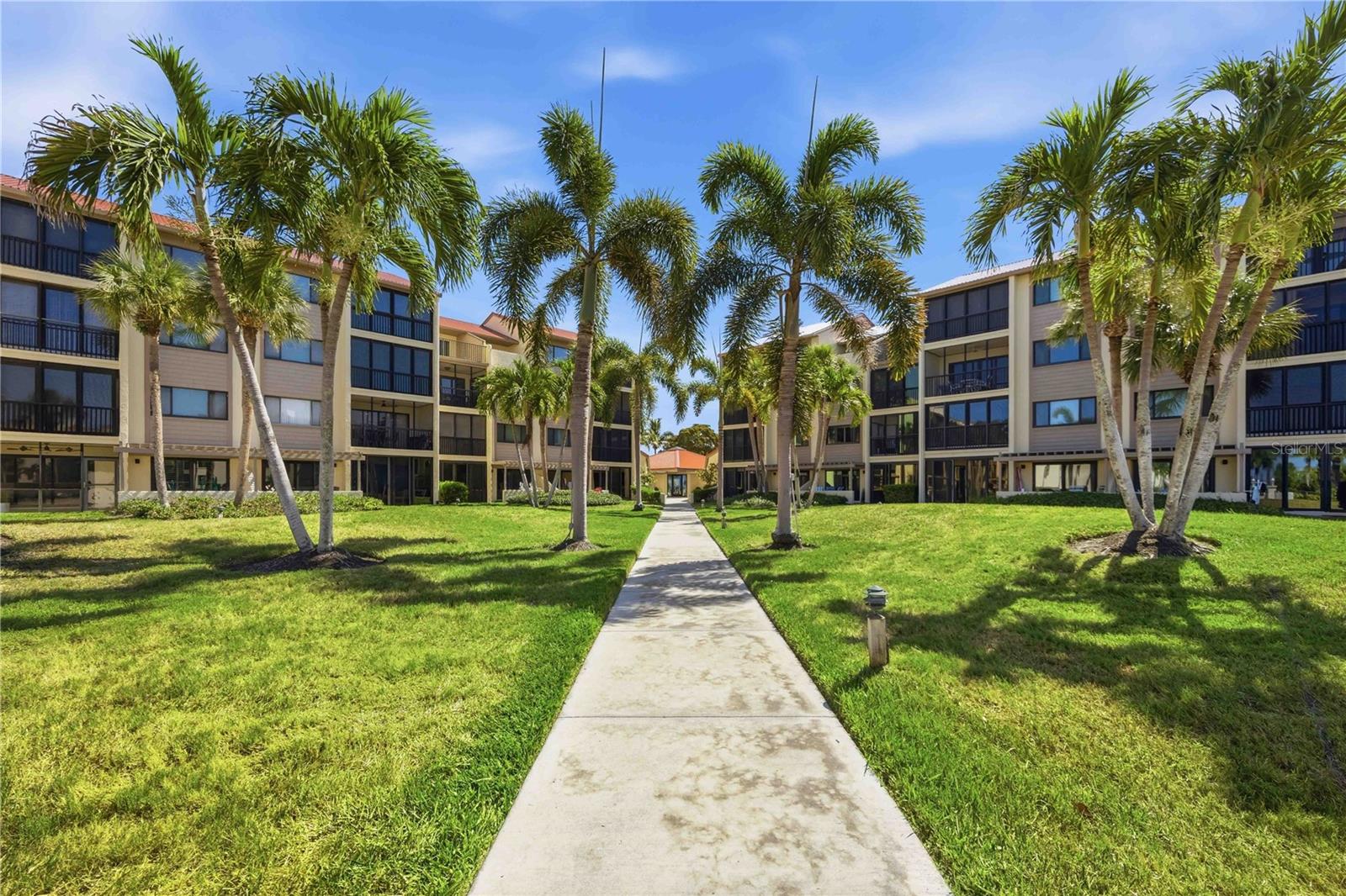 SIESTA DUNES BEACH - Residential