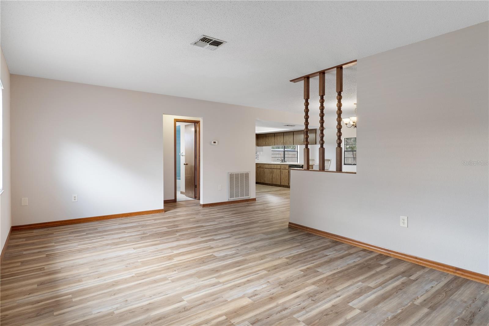 SPRING HILL - Residential