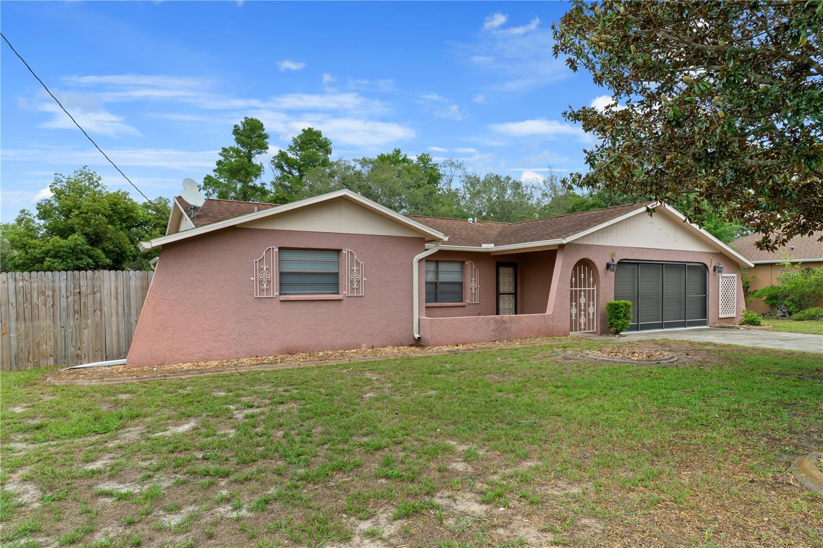 SPRING HILL - Residential