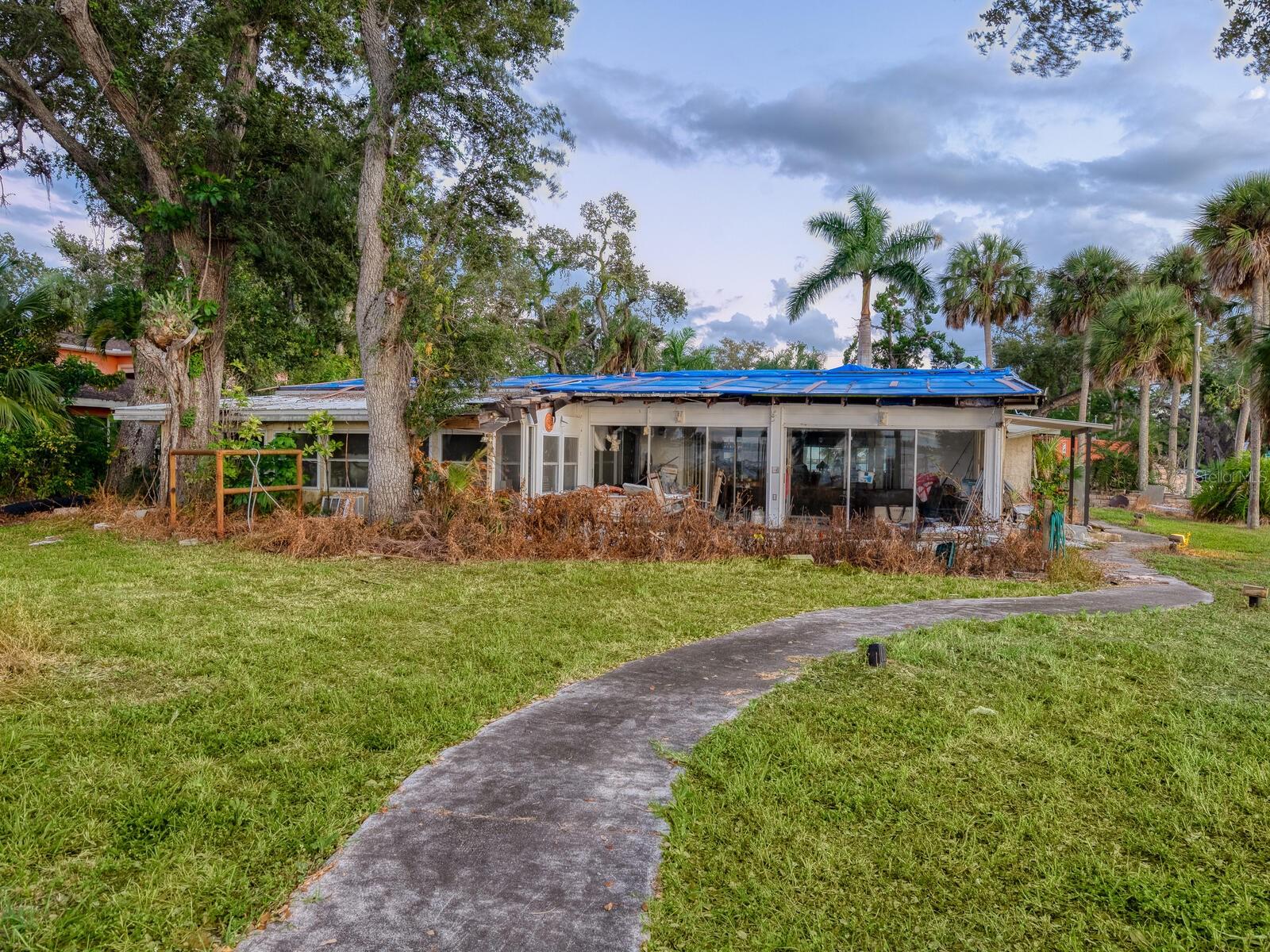 ACREAGE - Residential