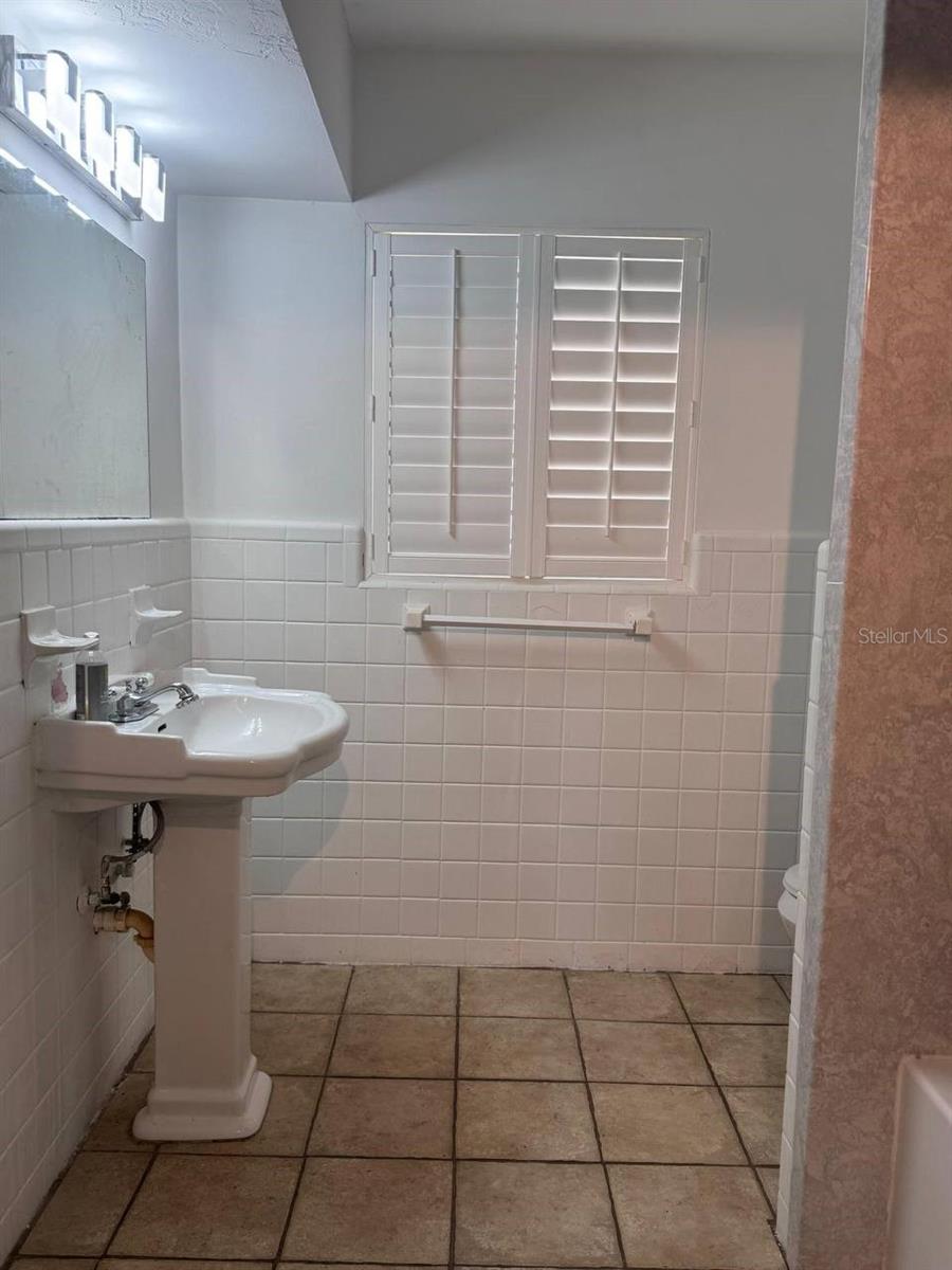 GRAND VIEW TERRACE - Residential Lease