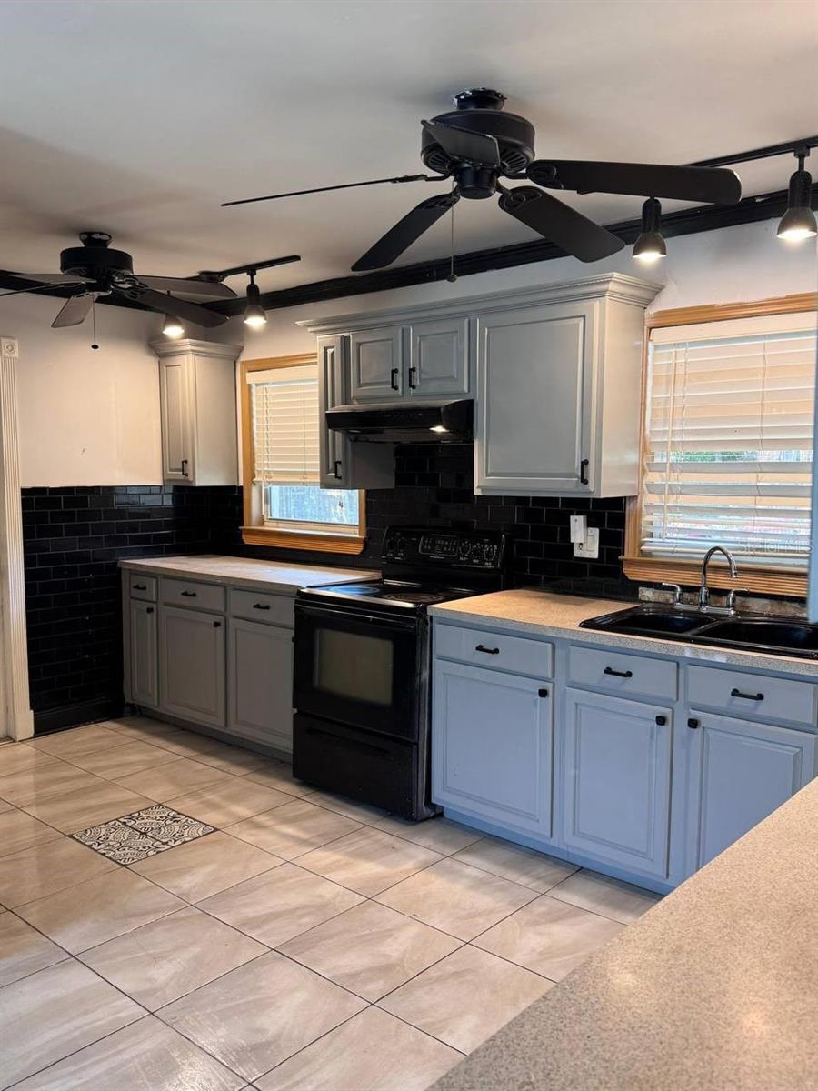 GRAND VIEW TERRACE - Residential Lease
