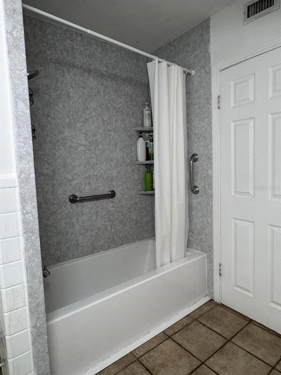 GRAND VIEW TERRACE - Residential Lease