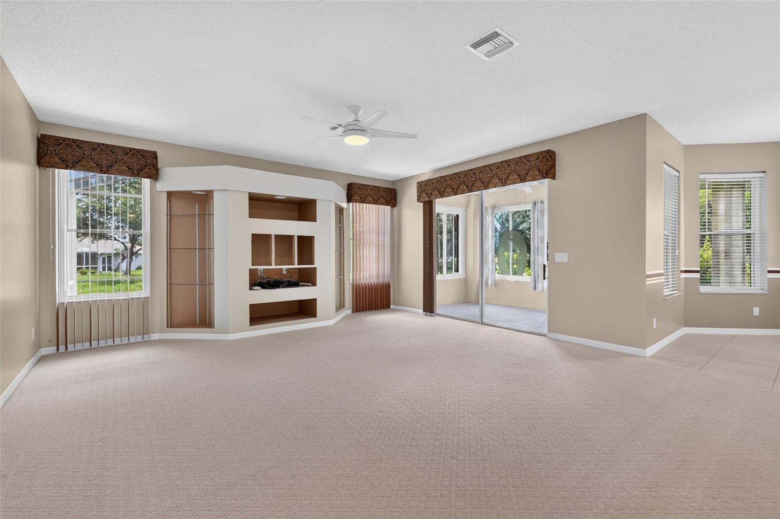 LEGACY LEESBURG - Residential