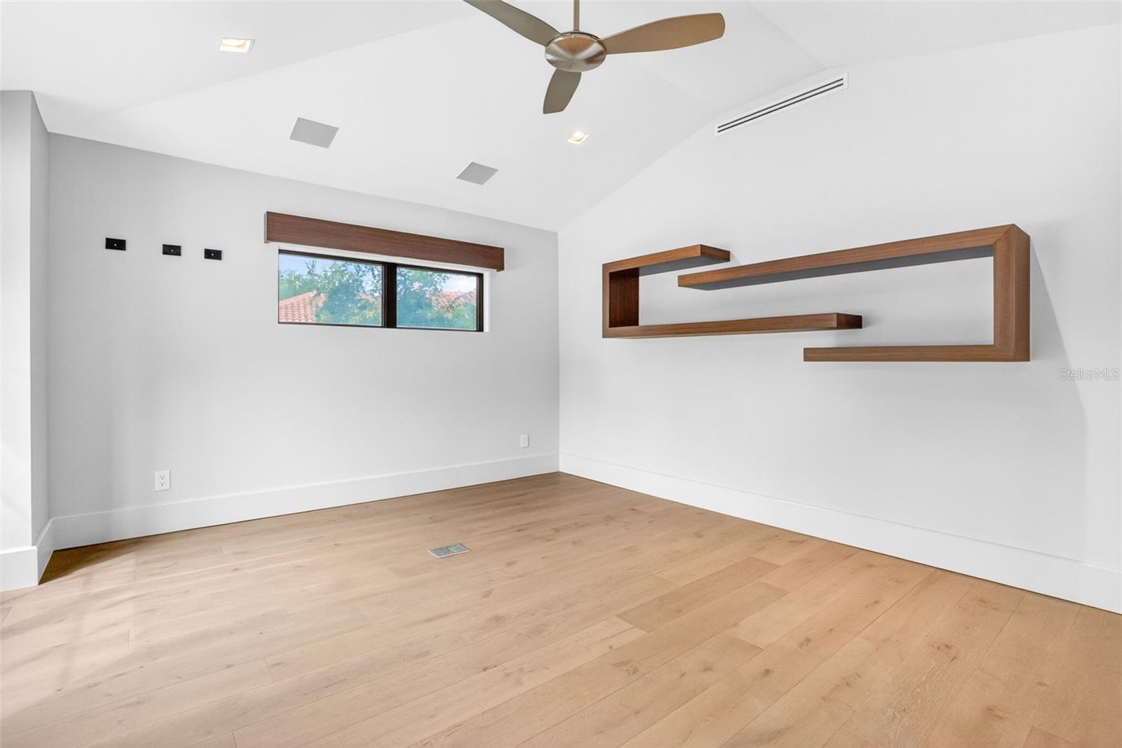 SNELL PARK ESTS - Residential