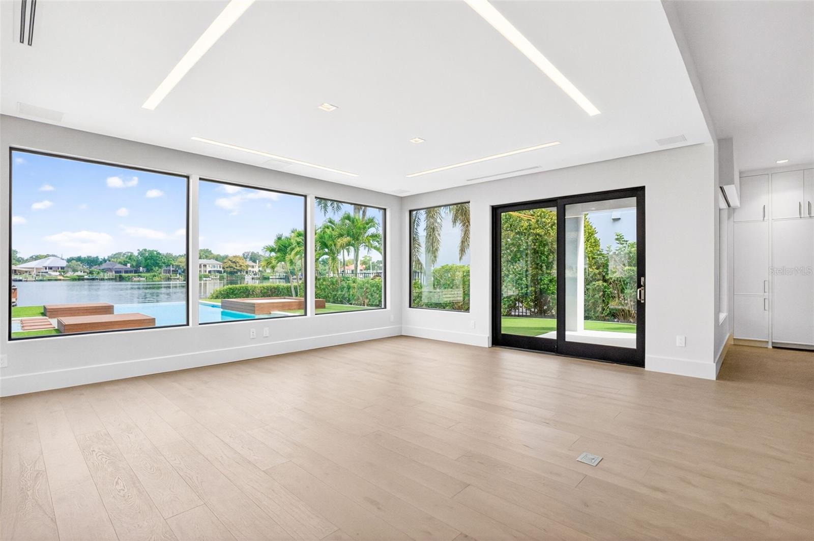 SNELL PARK ESTS - Residential