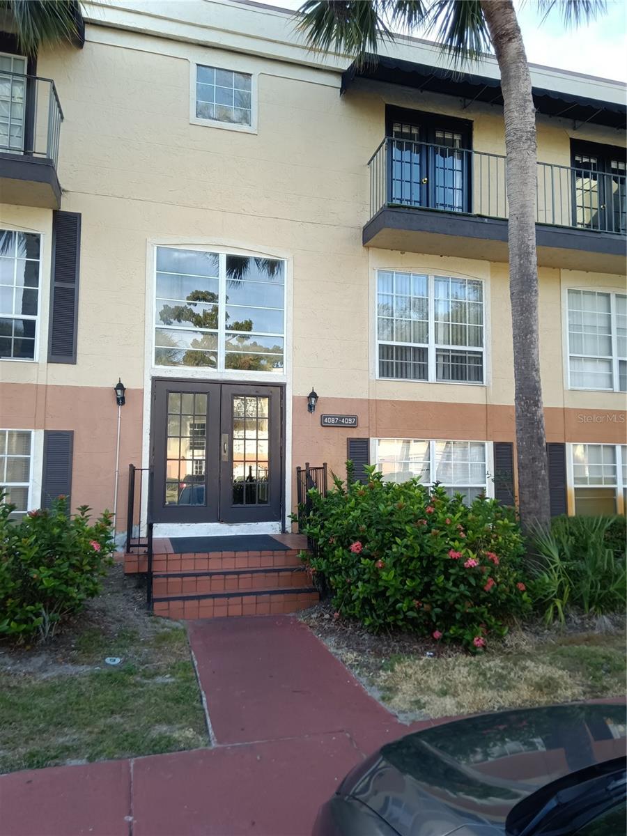 CYPRESS POINTE/LK ORLANDO - Residential Lease