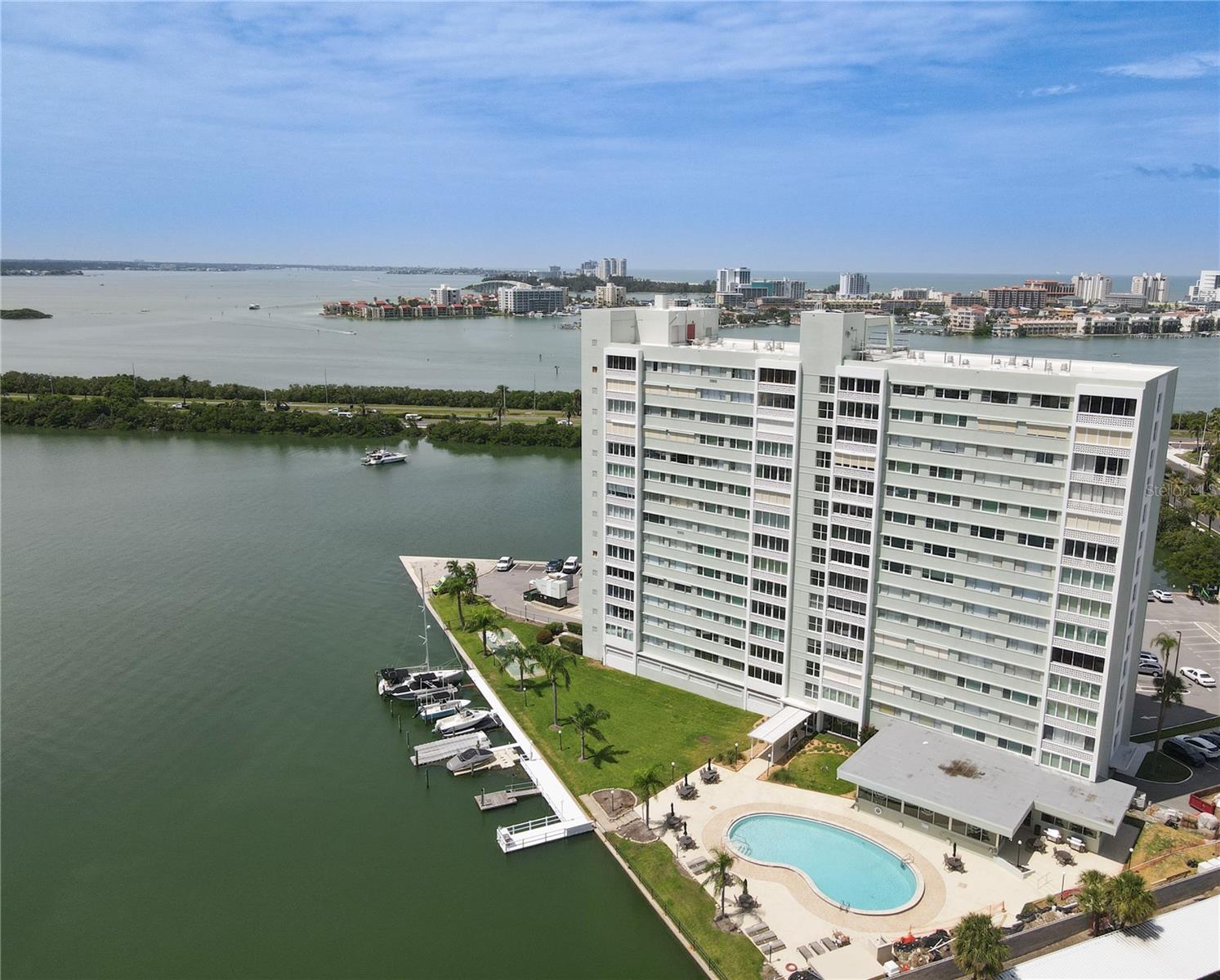 HORIZON HOUSE CO-OP - Residential