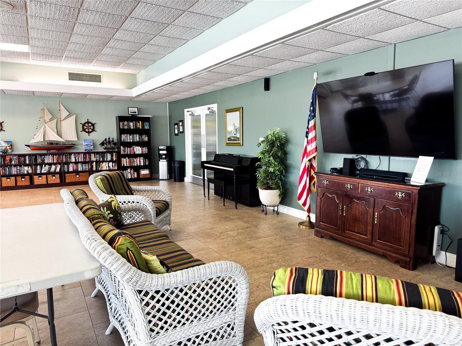 HORIZON HOUSE CO-OP - Residential