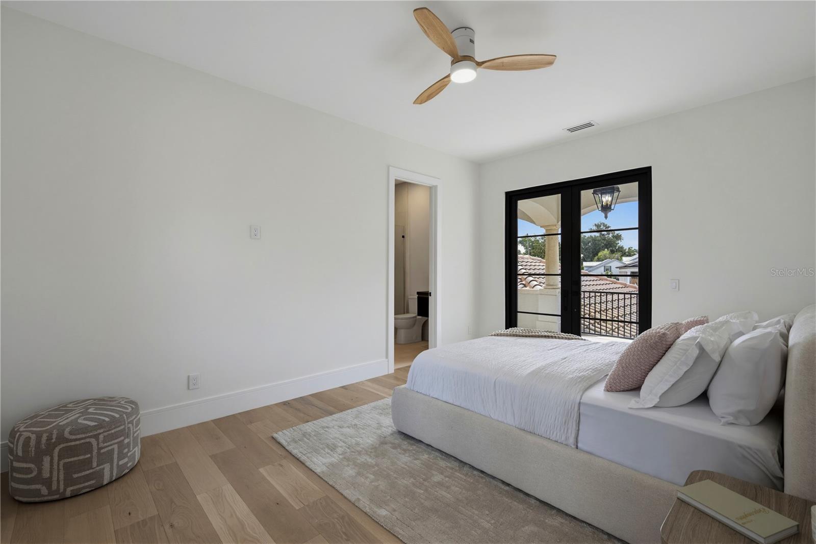ALADAR ON LAKE BUTLER - Residential