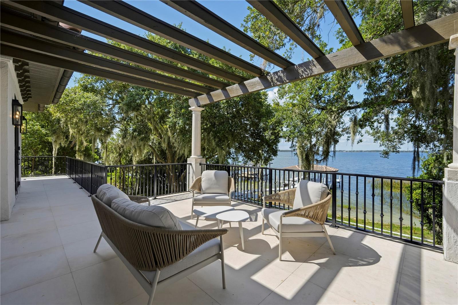 ALADAR ON LAKE BUTLER - Residential