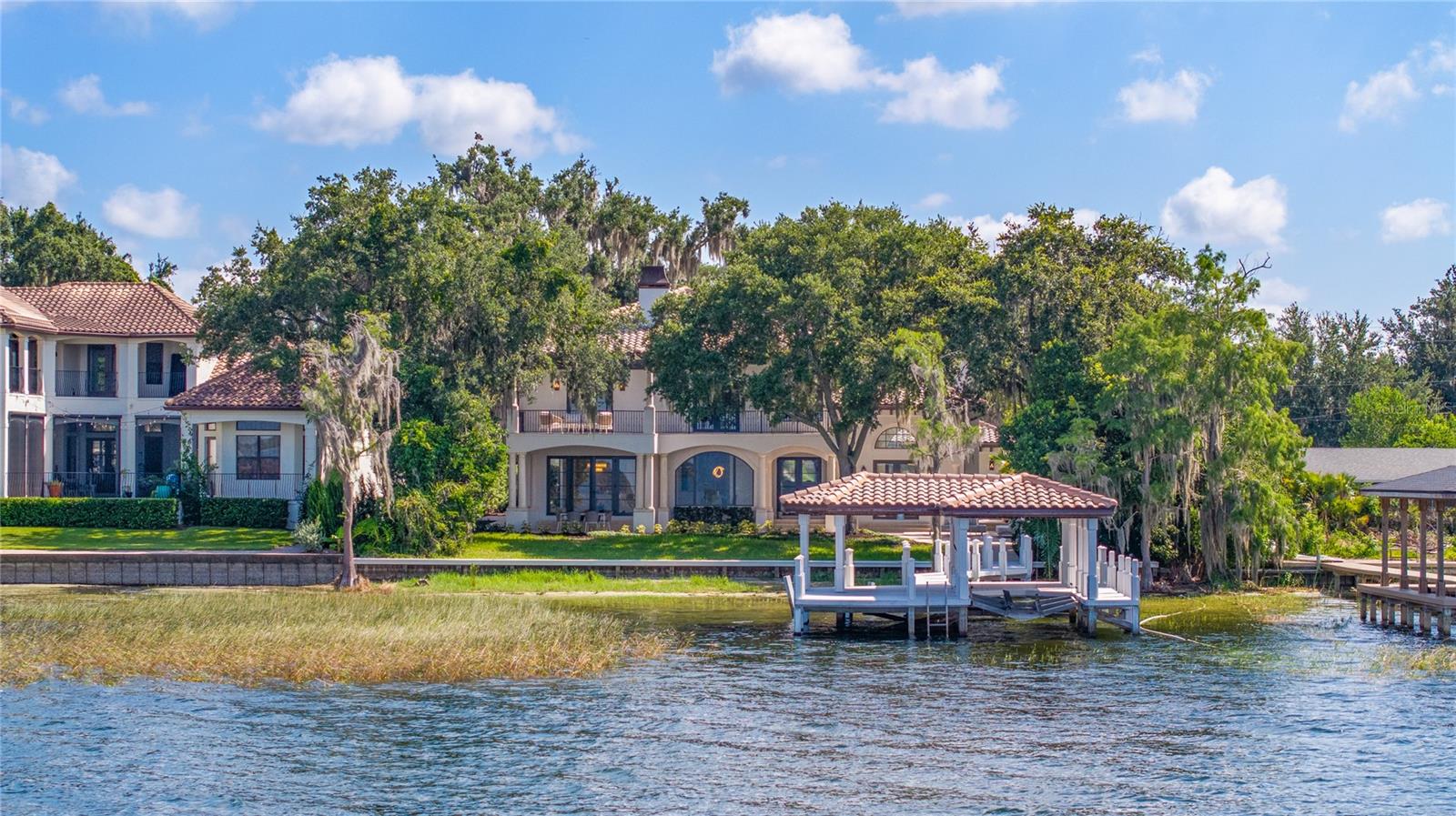 ALADAR ON LAKE BUTLER - Residential