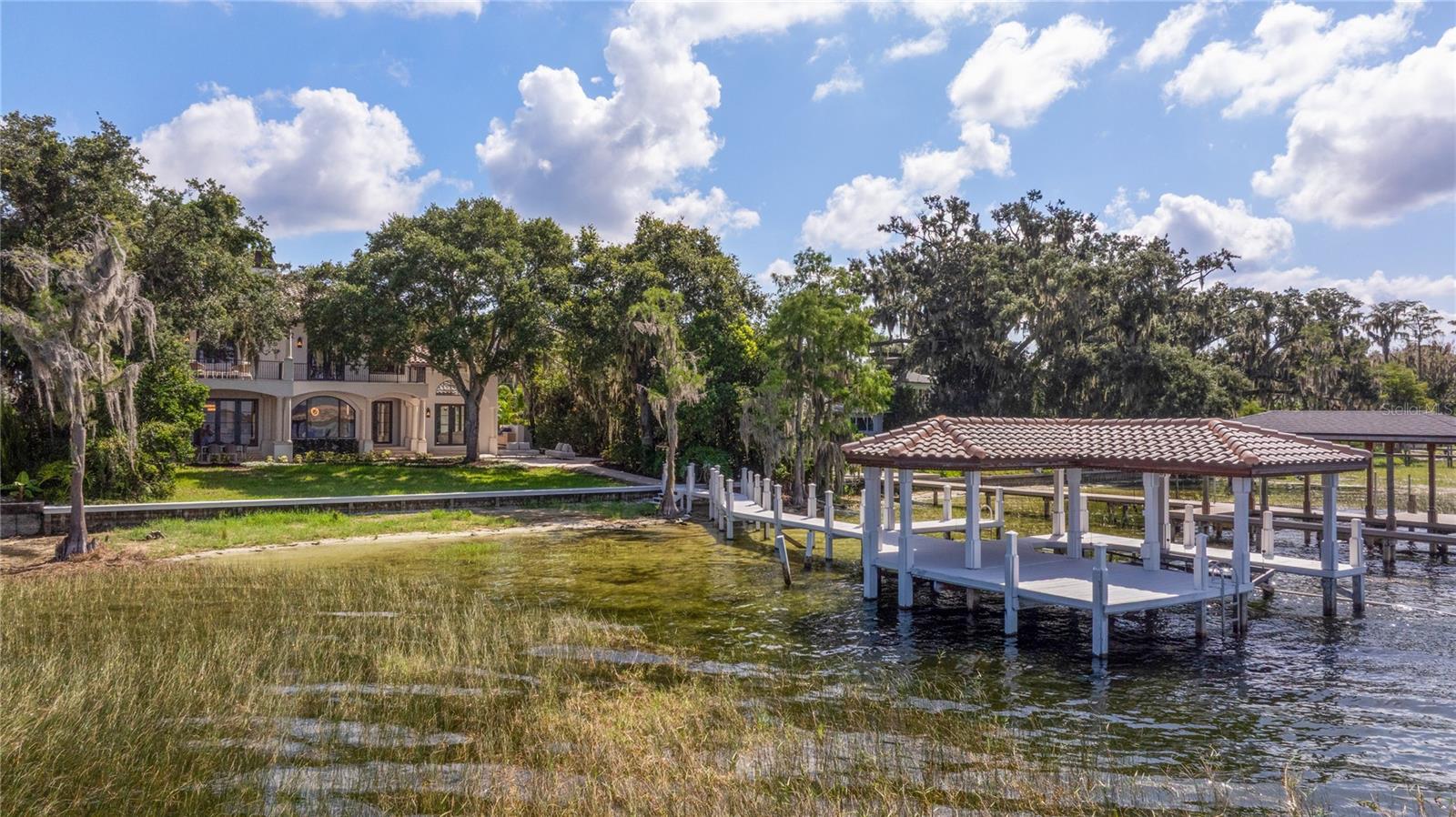 ALADAR ON LAKE BUTLER - Residential