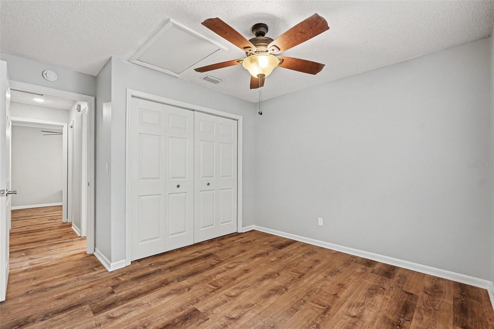 LIVINGSTON UNIT III B - Residential Lease