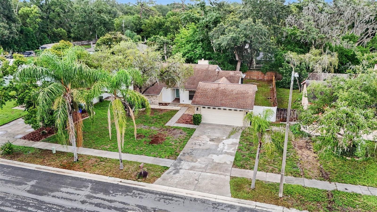 LIVINGSTON UNIT III B - Residential Lease